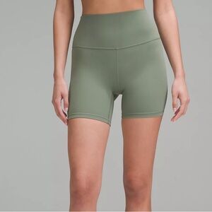 SOLD NWT Lululemon Align HR shorts 6”